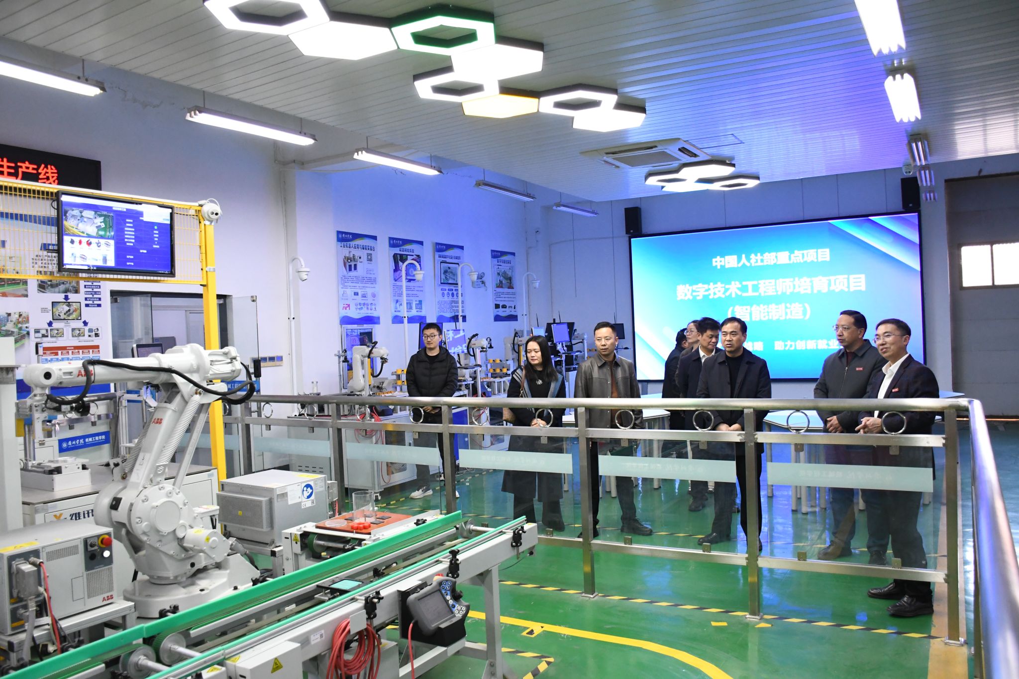 校长黄创霞一行赴苏浙开展“十五五”规划专题调研 助力工程与技术研究试验发展新篇章